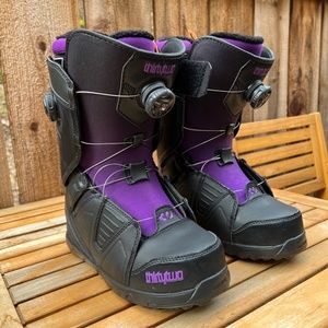 2014 ThirtyTwo Snowboarding Boots - Size 8.5